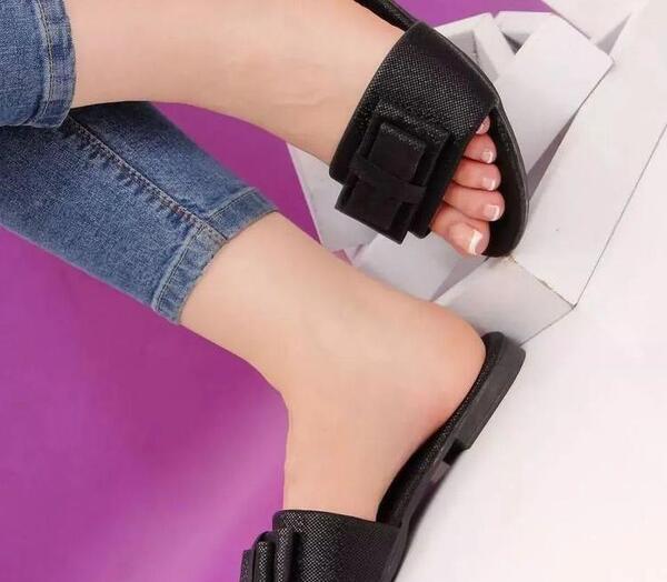 عکس دمپایی و صندل
