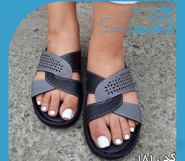 عکس دمپایی و صندل