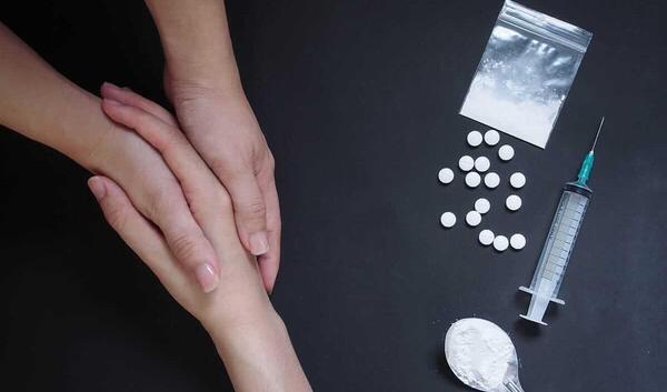 عکس جملات انگیزشی ترک اعتیاد
