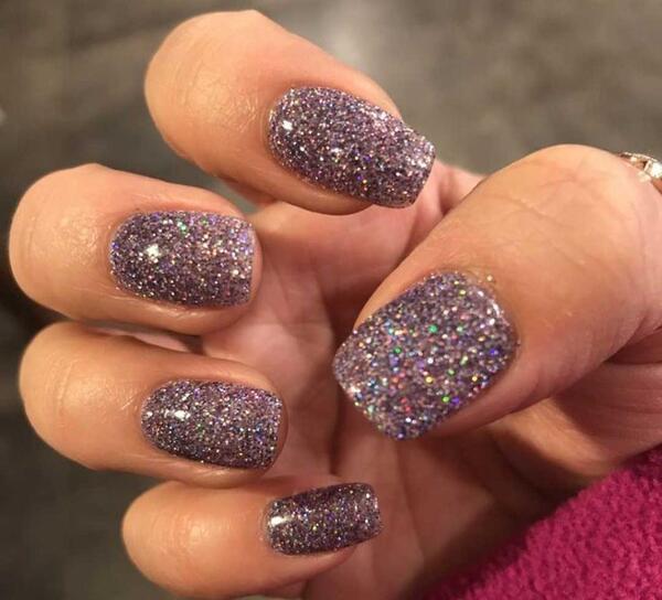 عکس مدل ناخن لاک ژل دخترانه