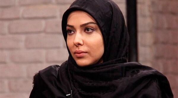 عکس لیلا اوتادی در ماه پیشونی