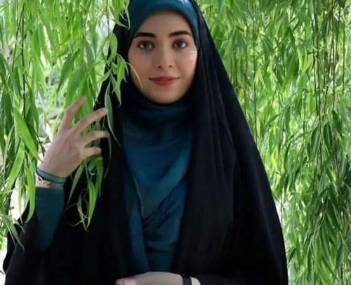 عکس آرایش با حجاب