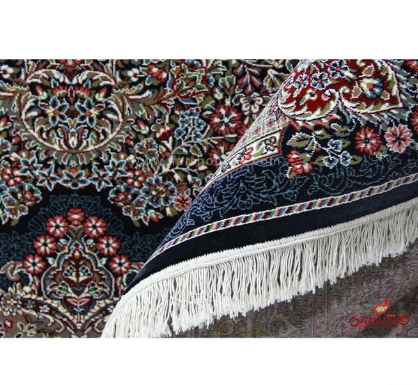 عکس فرش های زمرد مشهد