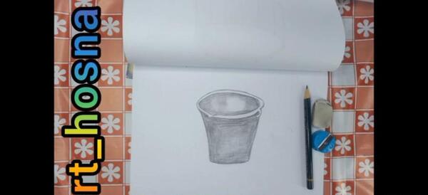 عکس نقاشی ساده و زیبا لیوان