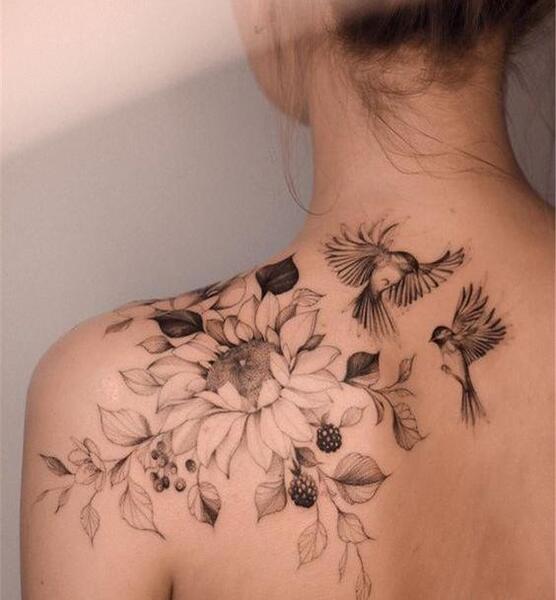 عکس مدل تاتو کمر زنانه