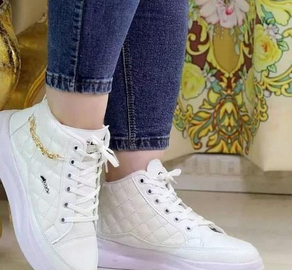 عکس شیر دادن مرد به نوزاد