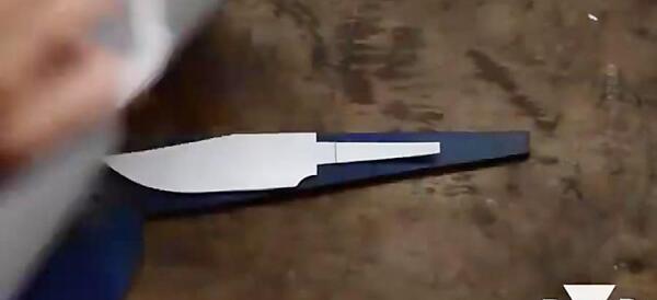 عکس چاقو چوبی