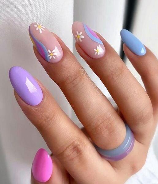عکس کاشت ناخن مدل بادامی