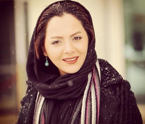 عکسهای چکامه چمن ماه و همسرش