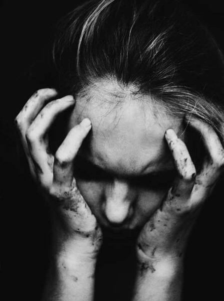 عکس های گریه دار دختر