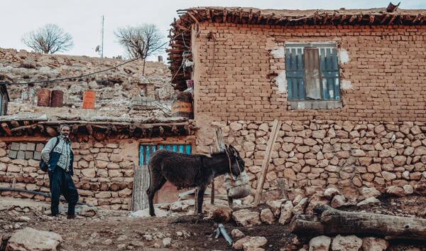 عکس برف روستایی