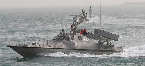 عکس قایق تندرو ذوالفقار