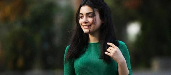 عکس نوشته اوزگه یاگیز