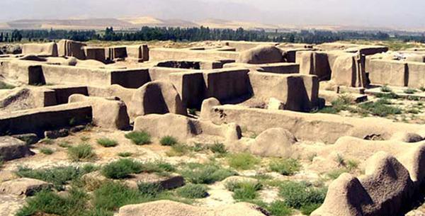 عکس قبر لیلی مجنون