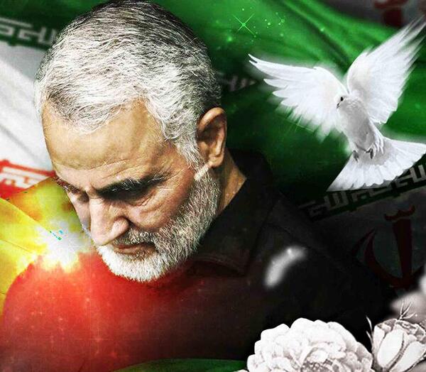 عکس شهید سلیمانی با پرچم ایران