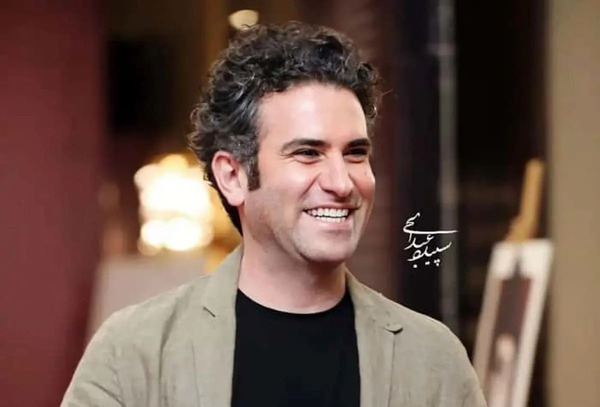 عکسی از هوتن شکیبا