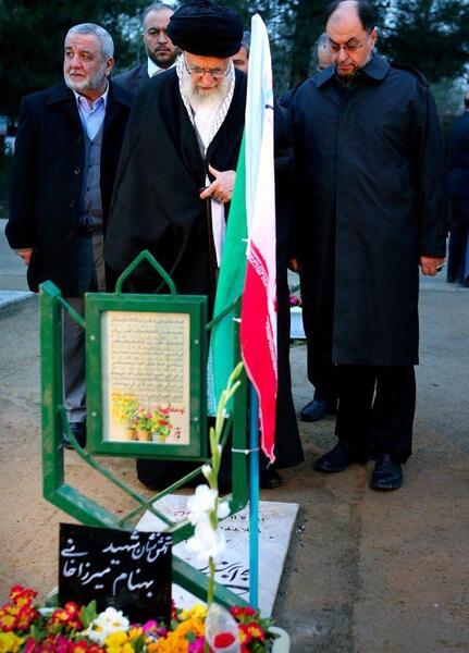 عکس قبر خامنه ای