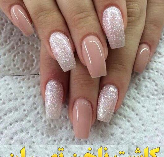 عکس مدل کاشت ناخن کوتاه مربعی