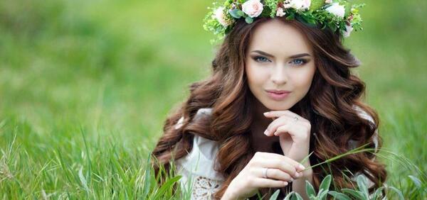 عکس دختر زیبا برای پروفایل بچه گانه