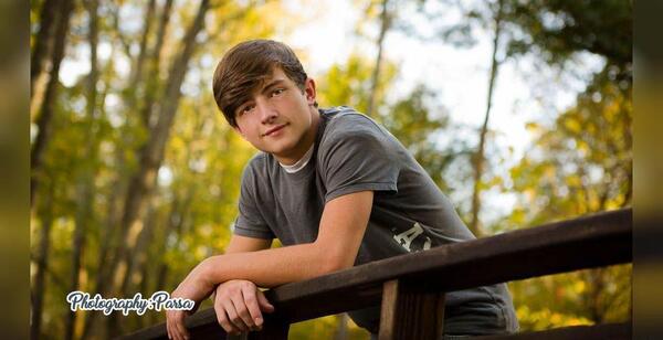 ژست عکس مردانه طبیعت