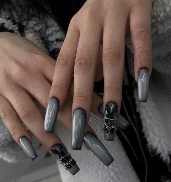 عکس کاشت ناخن خاکستری