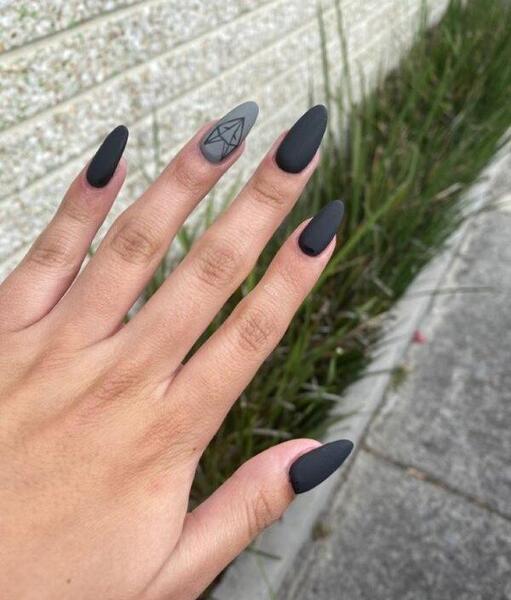 عکس کاشت ناخن خاکستری