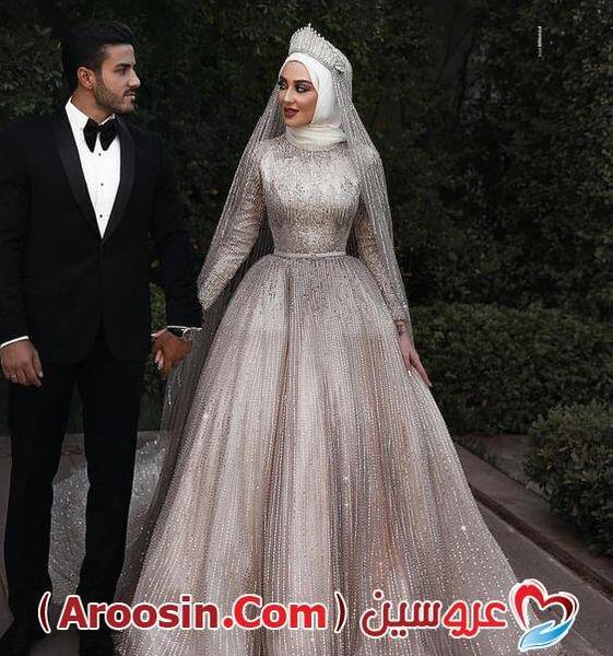 عکس با حجاب عروس داماد