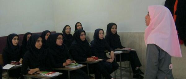 عکس دختر 14 ساله با حجاب