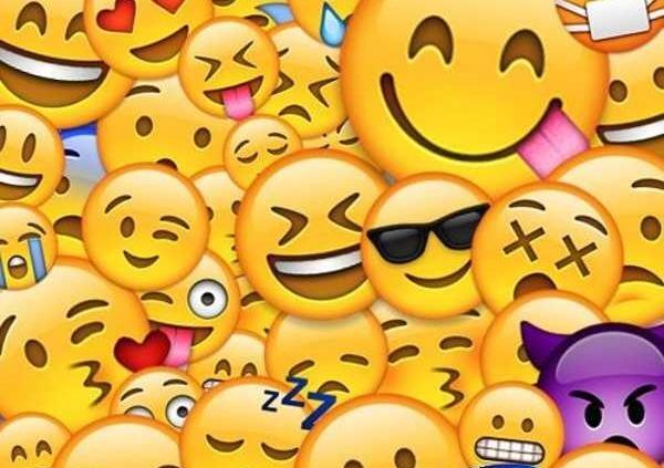 عکس استیکر صورت