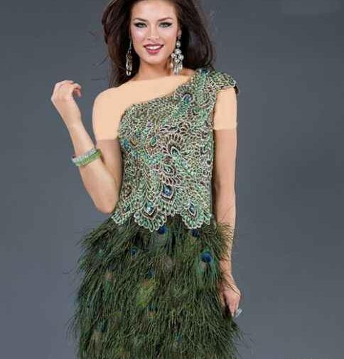 عکس لباس مجلسی کوتاه ریش دار