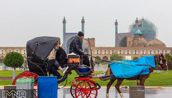 عکس پاییزی و بارانی