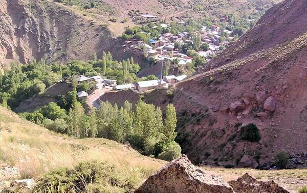 عکس جاده چالوس در بهار