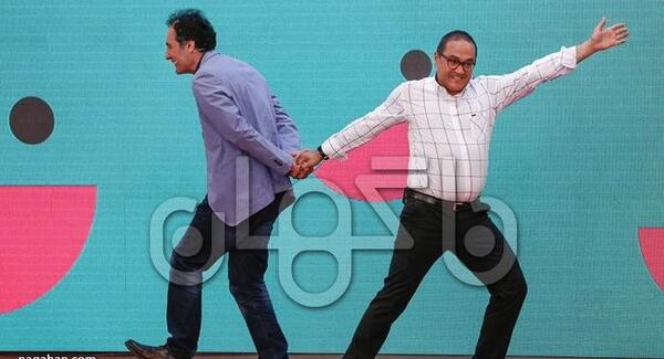 عکس جوانی بهنام تشکر