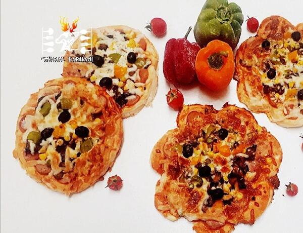 عکس پیتزا چهار نفره
