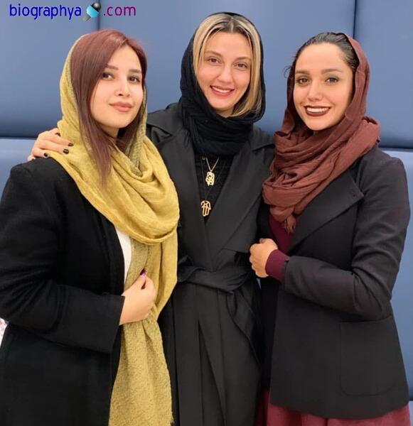 عکس حدیث میرامینی در ساختمان پزشکان