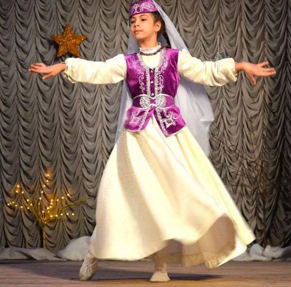 عکس لباس آذری زنانه