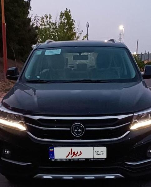 عکس ماشین دانگ فنگ مشکی