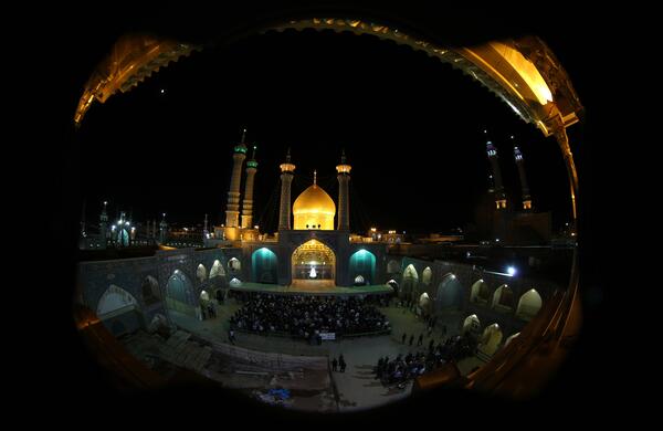 عکس چراغانی حرم حضرت معصومه