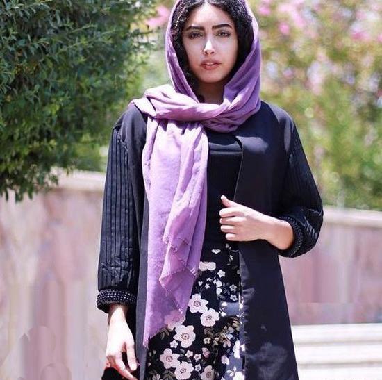 عکس ساناز طاری کشف حجاب
