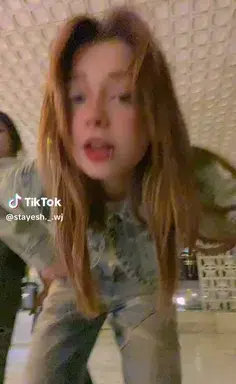 عکس یونا خواننده ی کره ای