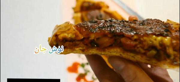 عکس پیتزا گوشت و مرغ