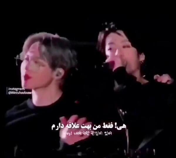 عکس جونگ کوک در اینه