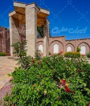 عکس آرامگاه پوریای ولی