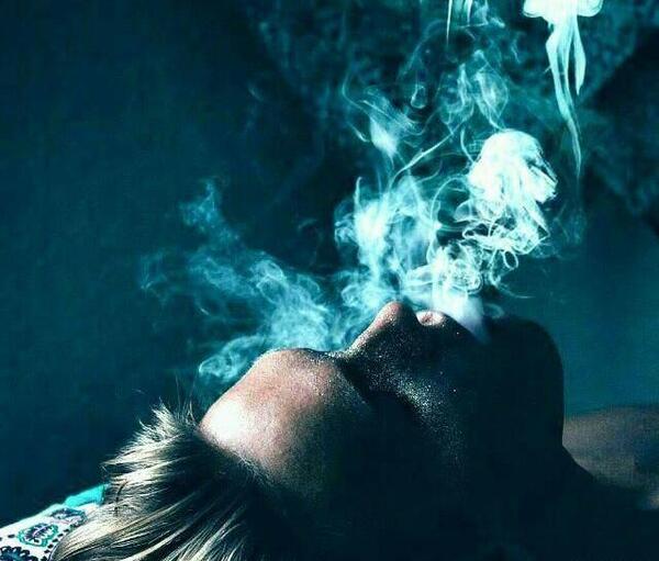 عکس پسرونه سیگاری برای پروفایل