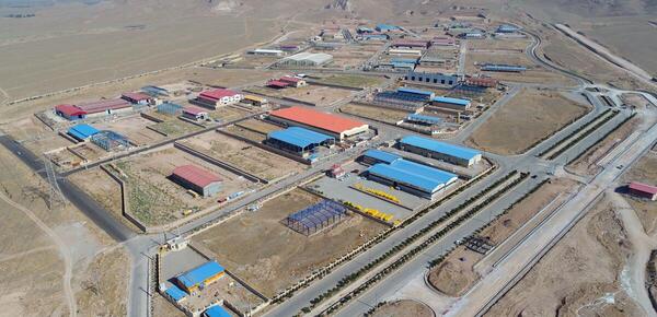 عکس زمین صنعتی