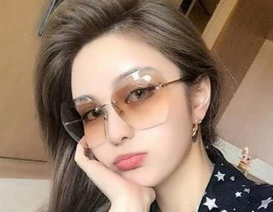 عکس پروف دختر عینکی