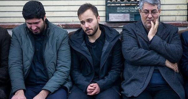 عکس حاج قاسم سلیمانی با خانواده