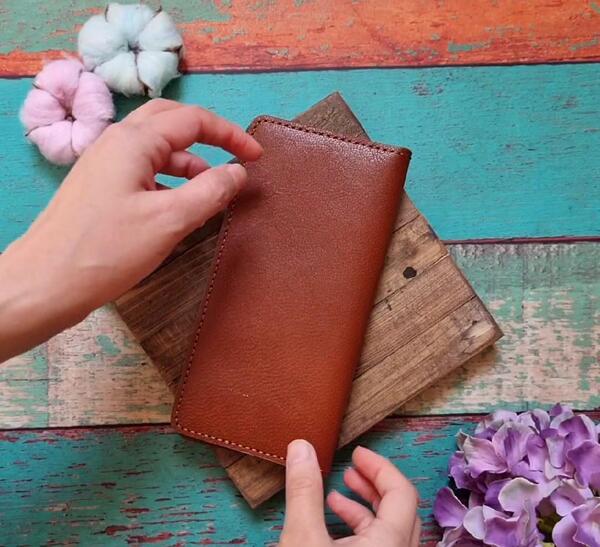 عکس کیف چرمی مردانه دست دوز