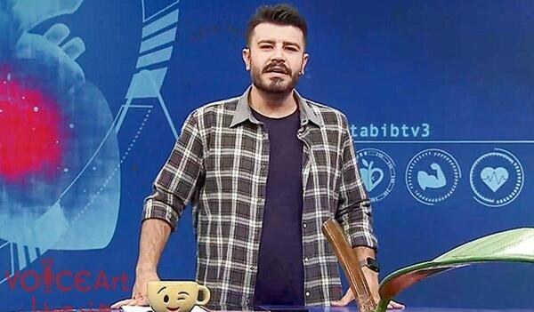 عکس مجری برنامه طبیب