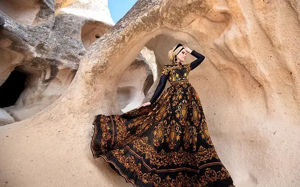 عکس لباس مجلسی دخترانه نوجوان بلند پوشیده ترکیه